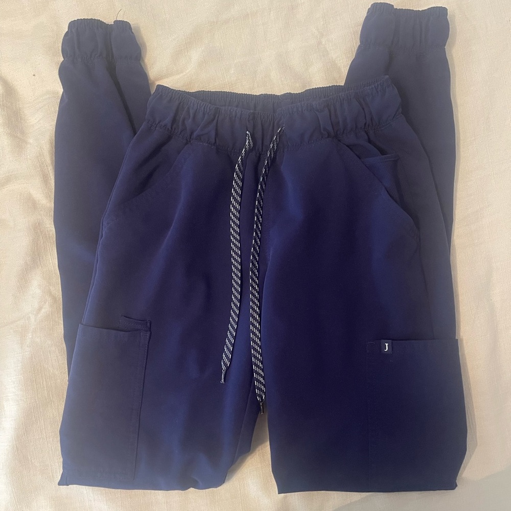 Jaanuu Mesh-Enhanced Scrub Jogger